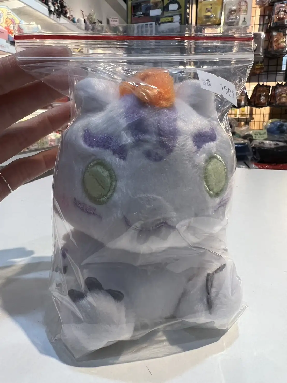 數碼寶貝絨毛娃娃